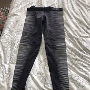 Reflective running leggings